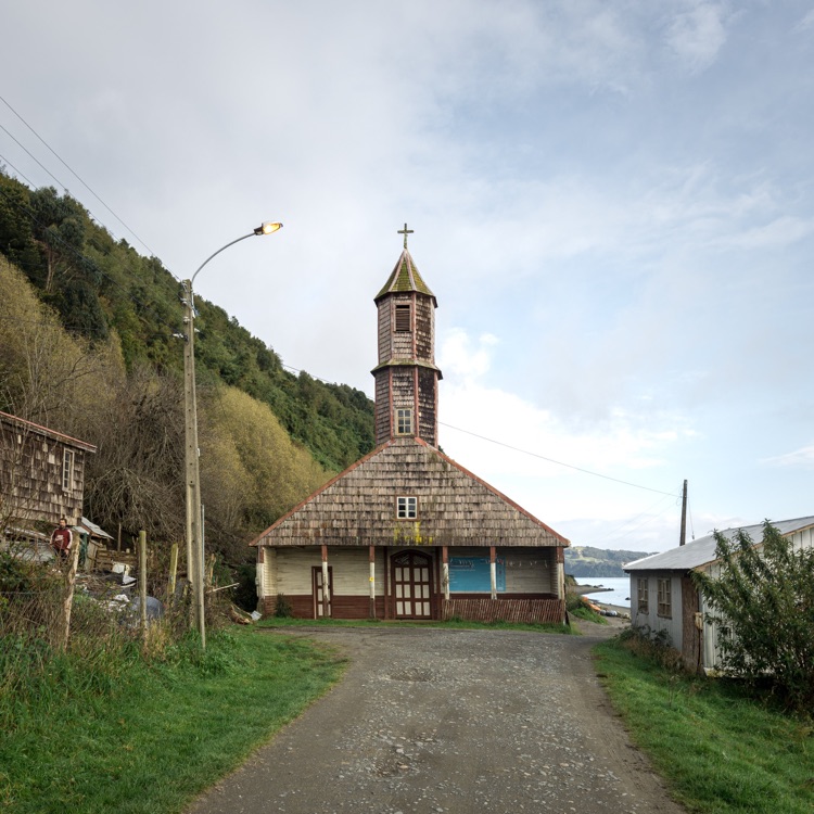 La fachada — Huyar Bajo