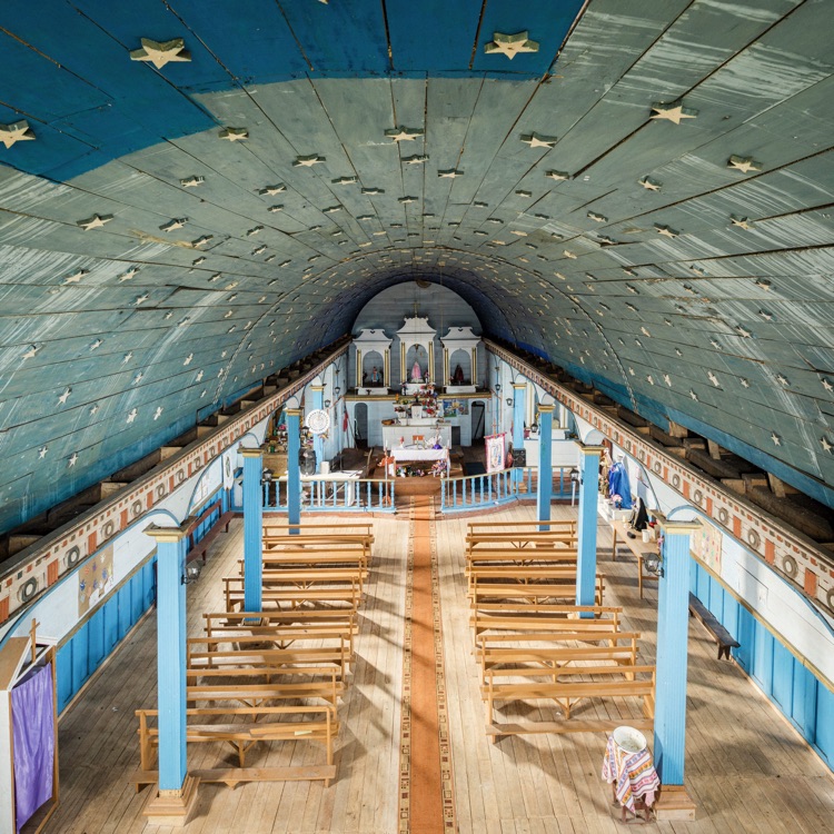 La bóveda interior de la iglesia de Apiao, Chiloé
