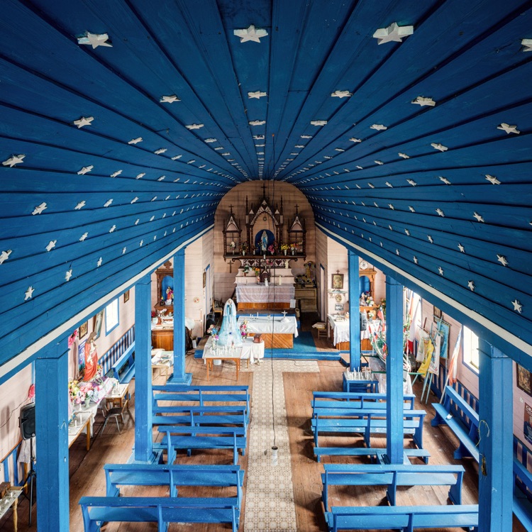 La bóveda interior de la iglesia de Llingua, Chiloé