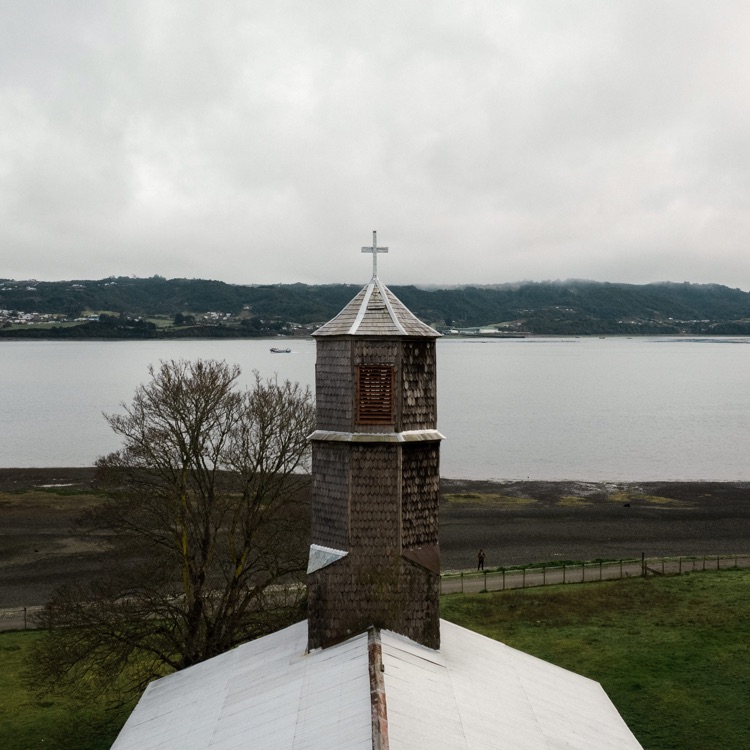 La torre de la iglesia de San Javier, Chiloé